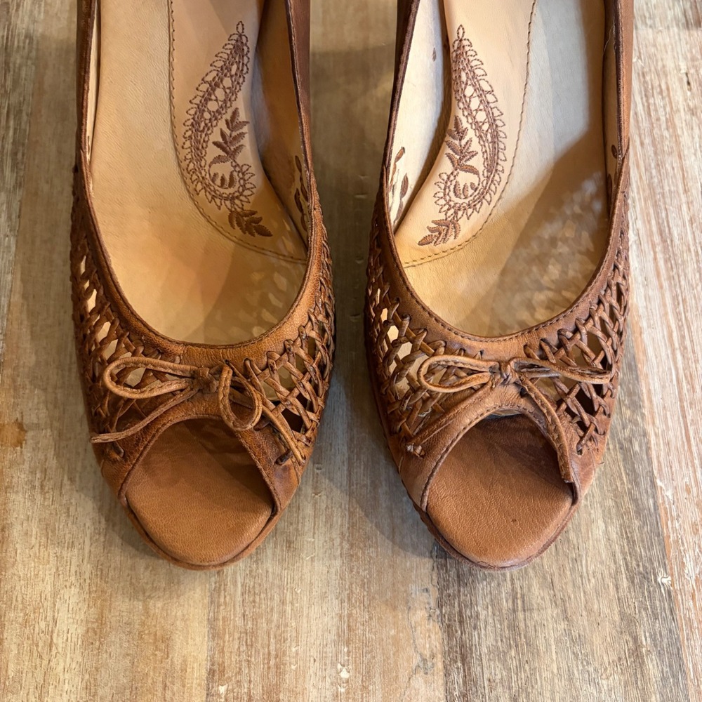 Sofft Brown Leather Woven Peep Toe Bow Pumps Heels 1217700 Womens 9M - Picture 4 of 13